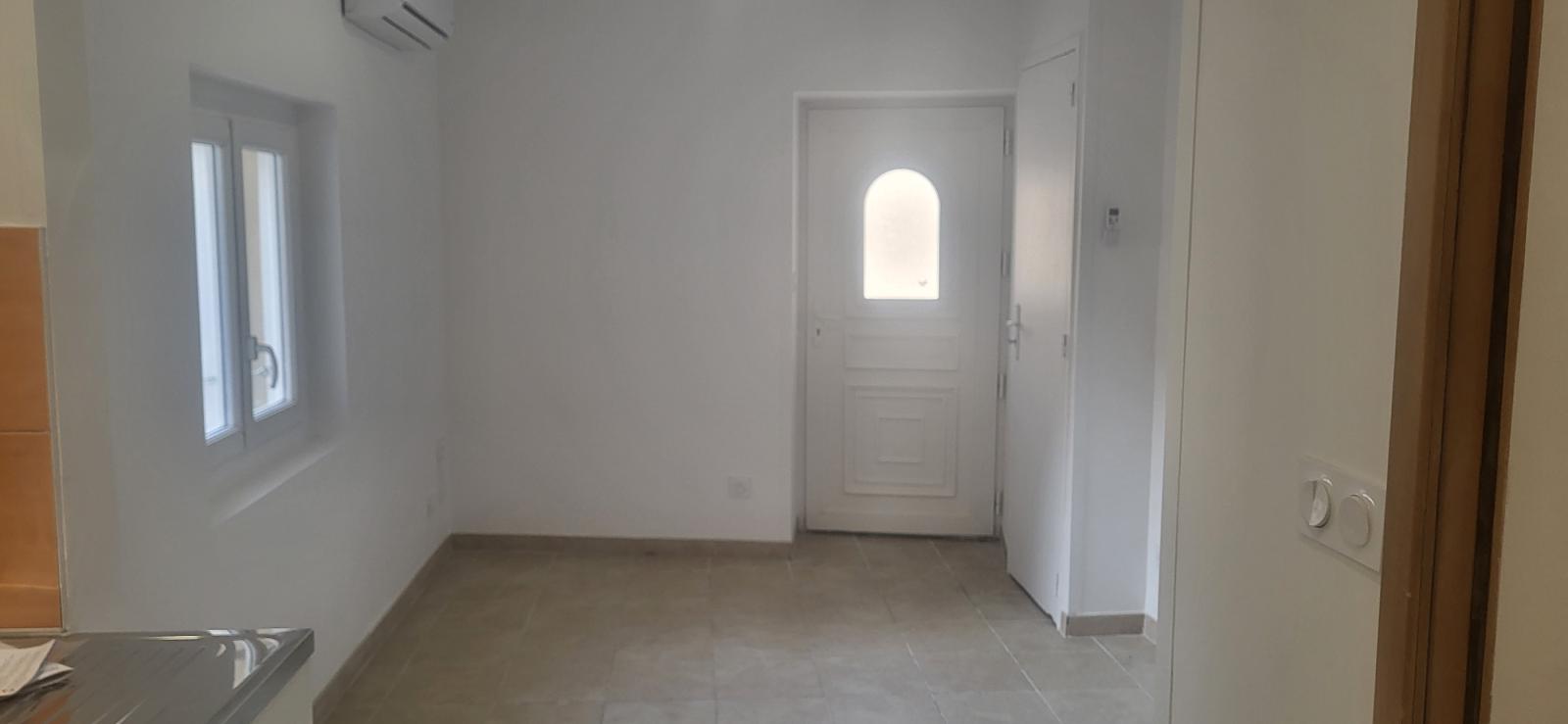 Galargues – T2 Lumineux sans extérieur