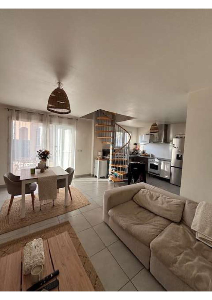 LATTES – MAURIN, Appartement T3 DUPLEX de 64 m² et 2 places de parking privatif