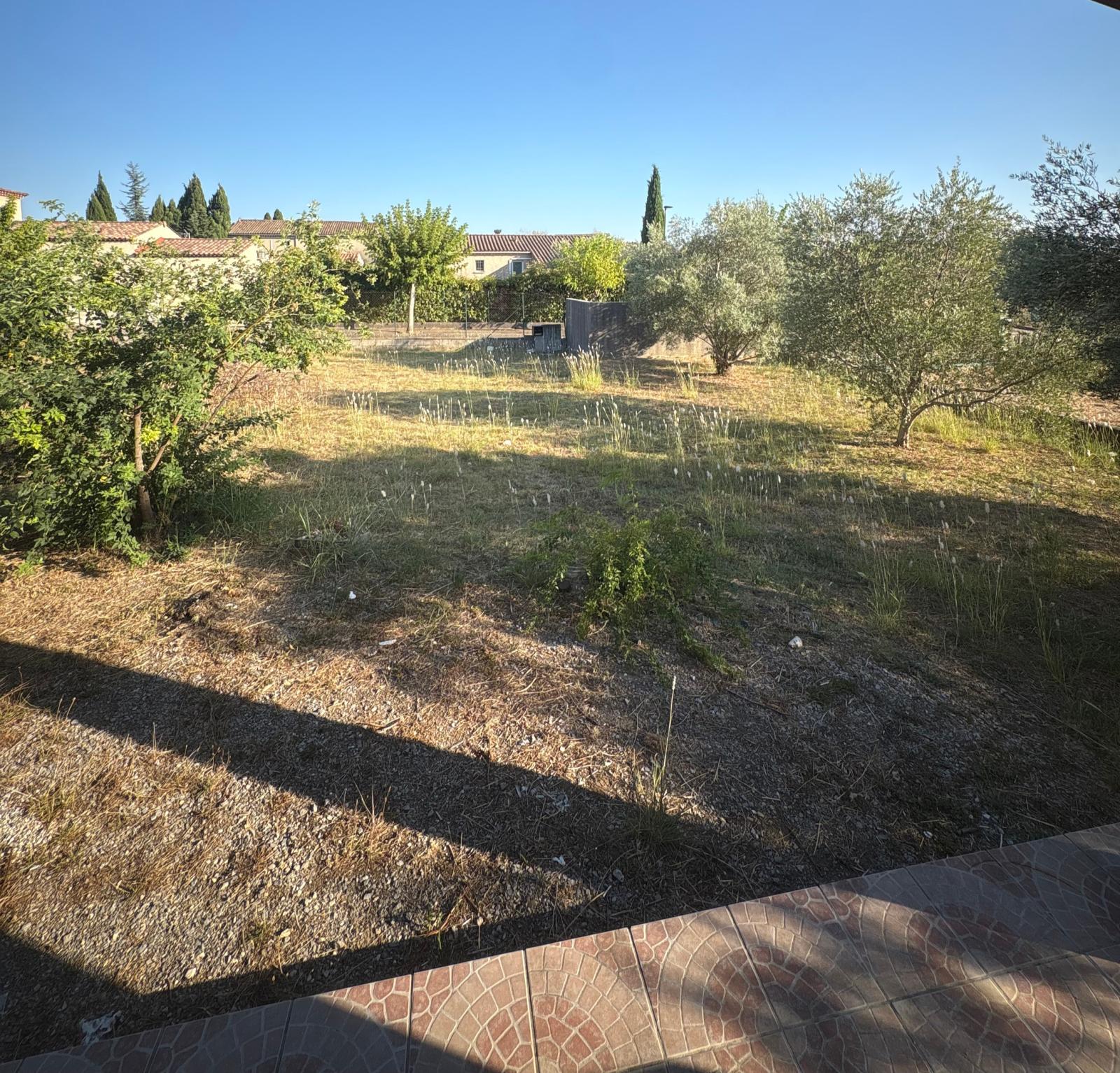 Saint Christol Lez Alès – Maison T4 –  récente – proposée en location meublée avec jardin 1000m2 clos